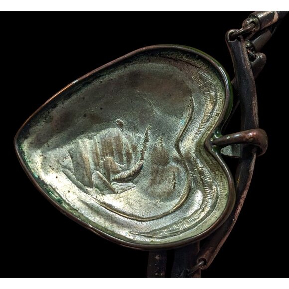 Brutalist Abstract Heart Swirl Pendant Necklace - Picture 11 of 12